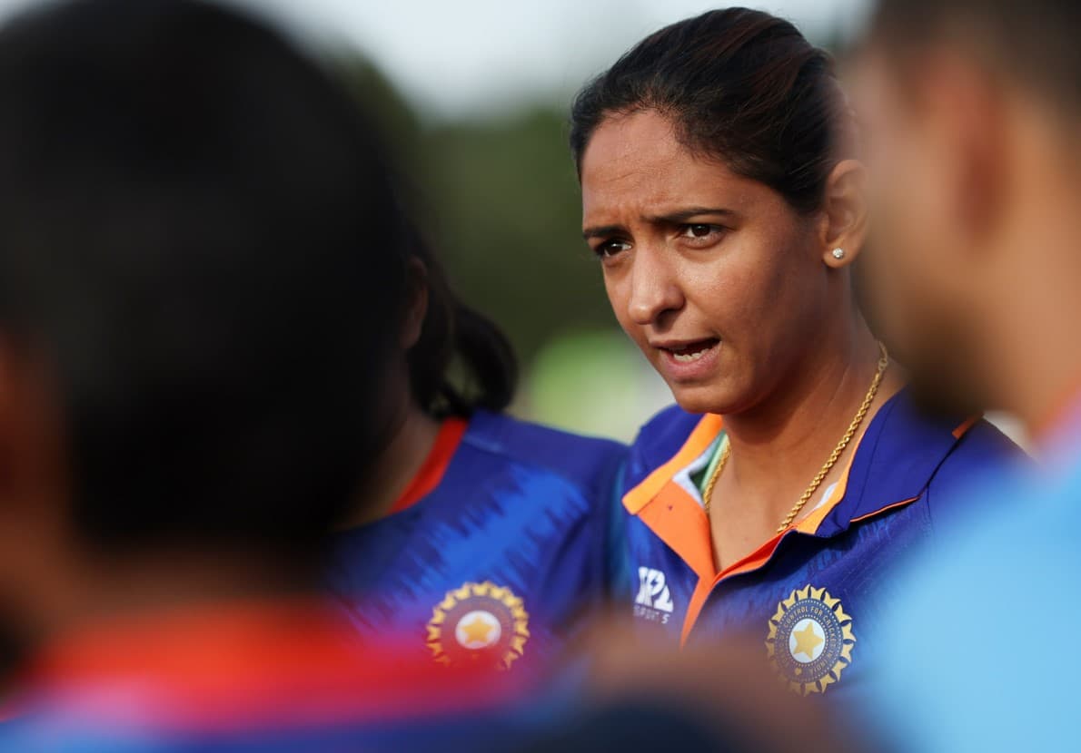 It is an ICC rule: Harmanpreet Kaur backs Deepti Sharma for non-strikers run-out